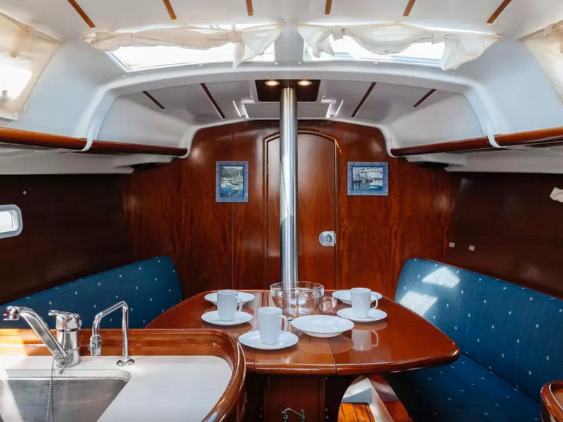 Immagine Beneteau Oceanis 323