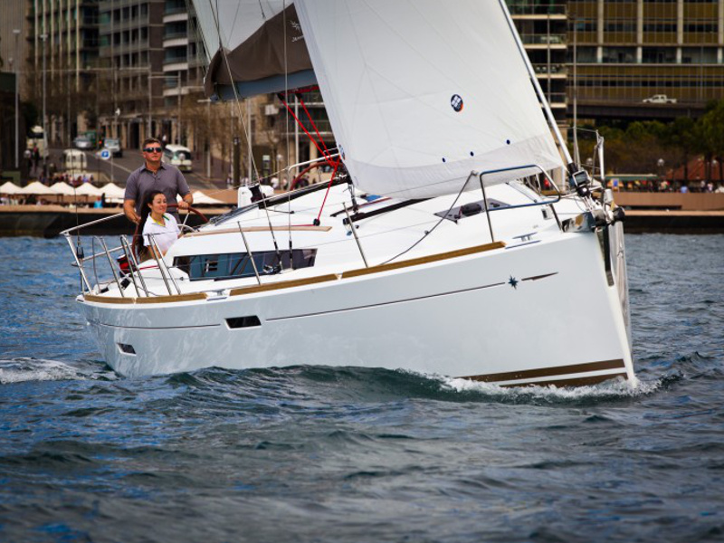 Immagine Sun Odyssey 379