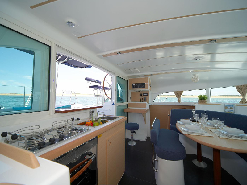Immagine Lagoon 380