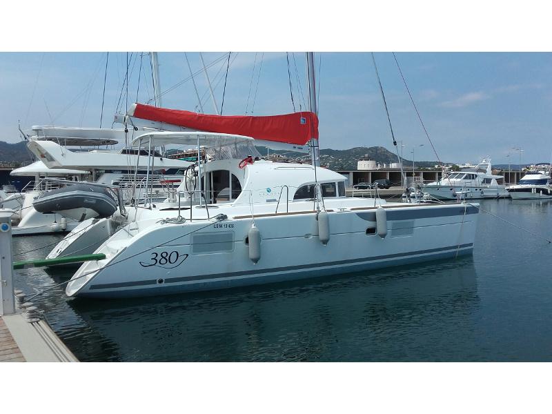 Immagine Lagoon 380