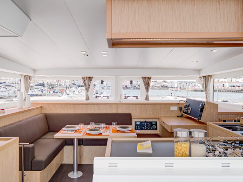 Immagine Lagoon 440